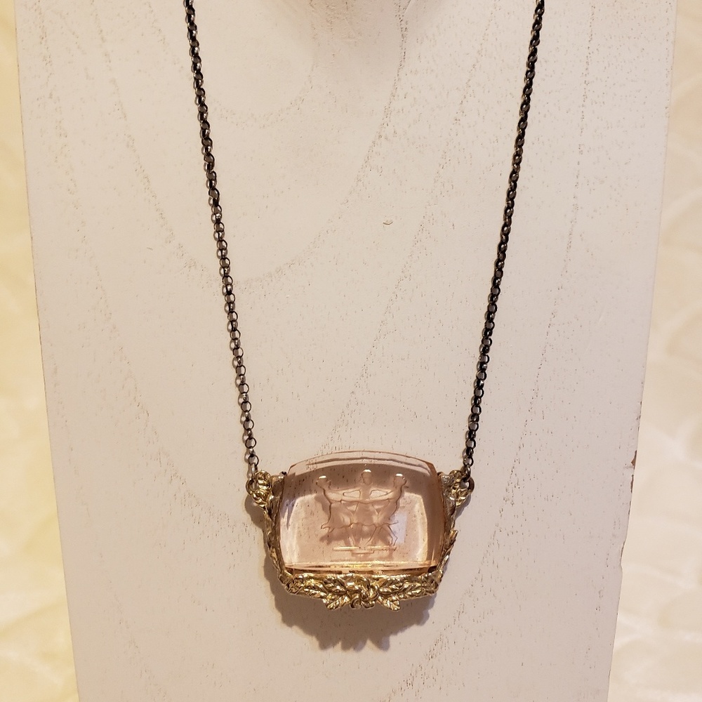Authentic Circa Suzy THREE GRACES Necklace